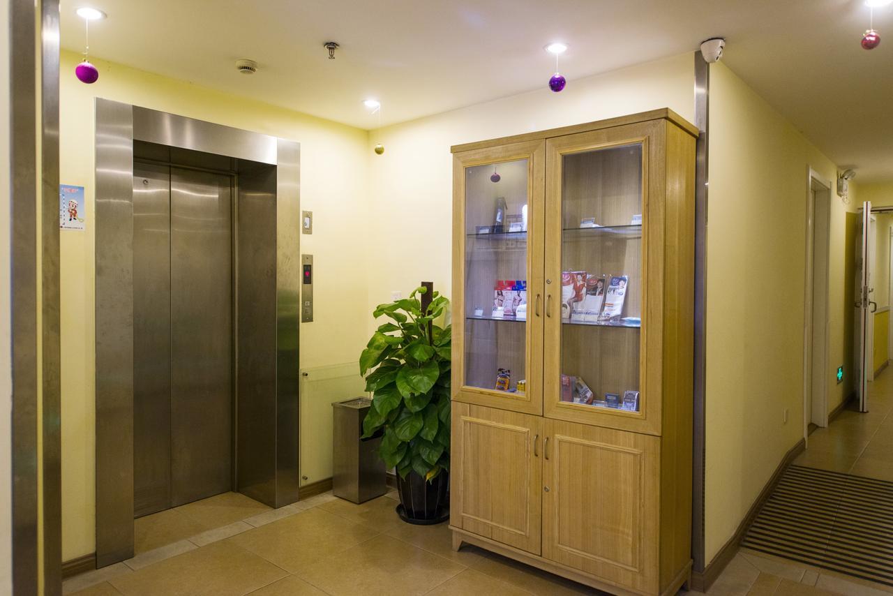 Home Inn Chengdu Kuanzhai Alley New City Square Extérieur photo