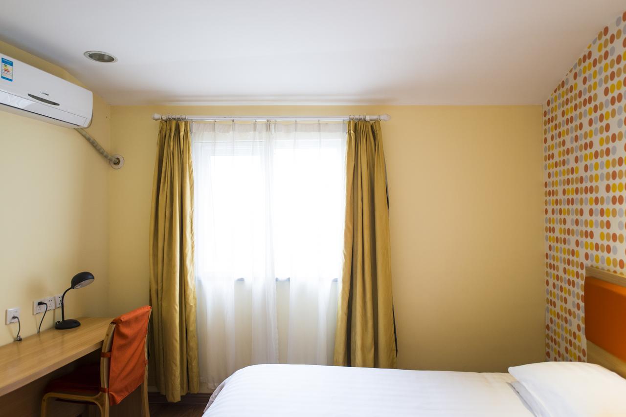 Home Inn Chengdu Kuanzhai Alley New City Square Extérieur photo