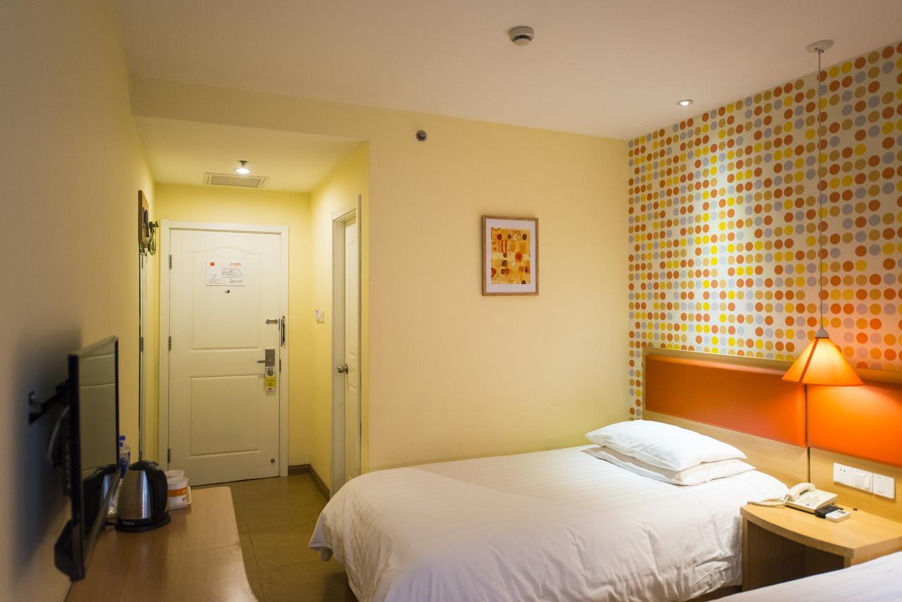 Home Inn Chengdu Kuanzhai Alley New City Square Extérieur photo