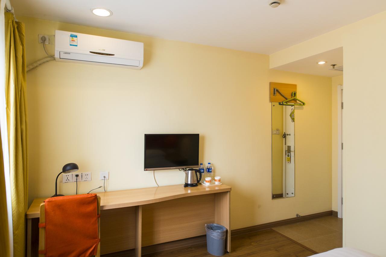 Home Inn Chengdu Kuanzhai Alley New City Square Extérieur photo